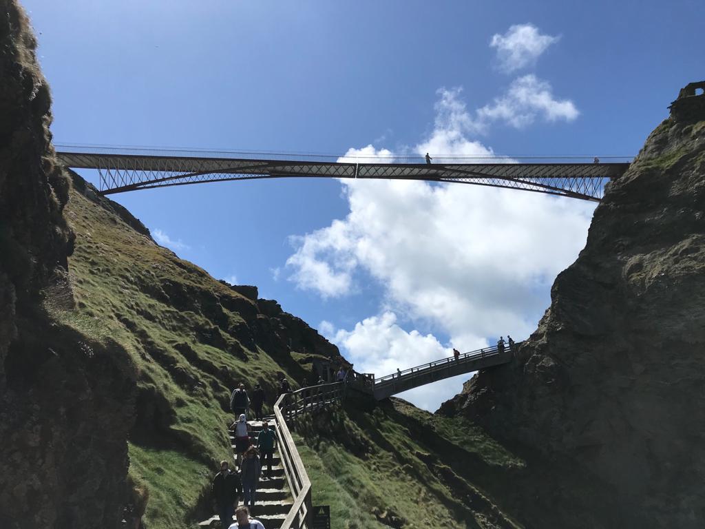 Vector Rope Access Technician constructing Tintagel Brisge